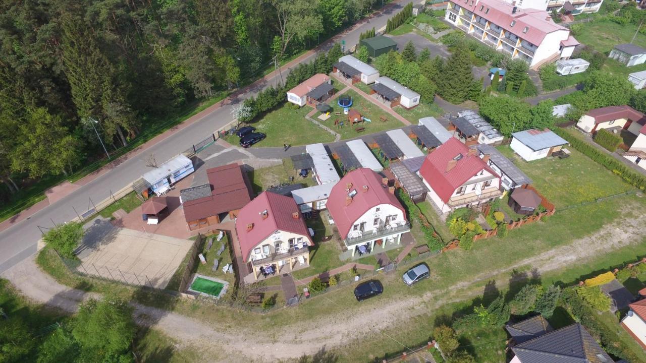 O.W. "Joasia I Maciek" Hotel Jaroslawiec Exterior photo